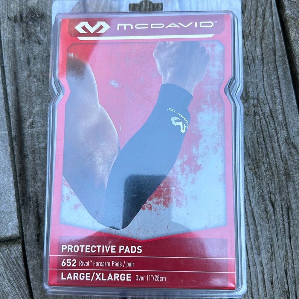 1 Rival Forearm Pad Large/XLarge